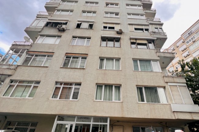 Şebnem Apt 