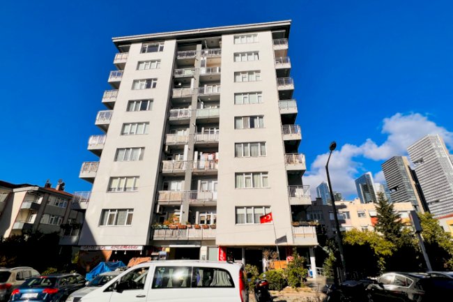 Şahinler Apt