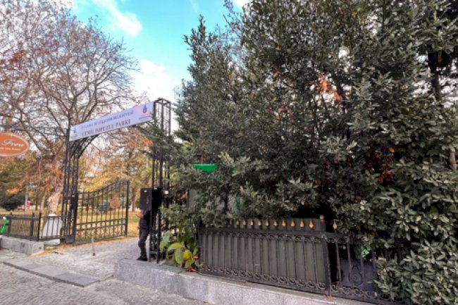 Cemil Topuzlu Parkı 