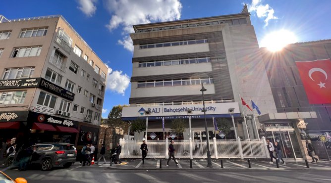 Bahçeşehir Üniversitesi